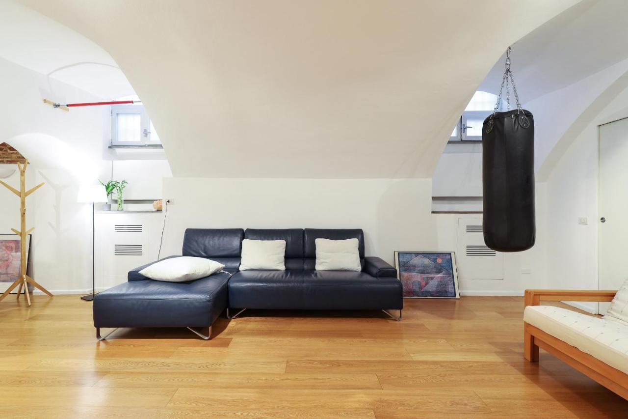 Casa Molino Luxury Loft Apartment Милано Екстериор снимка